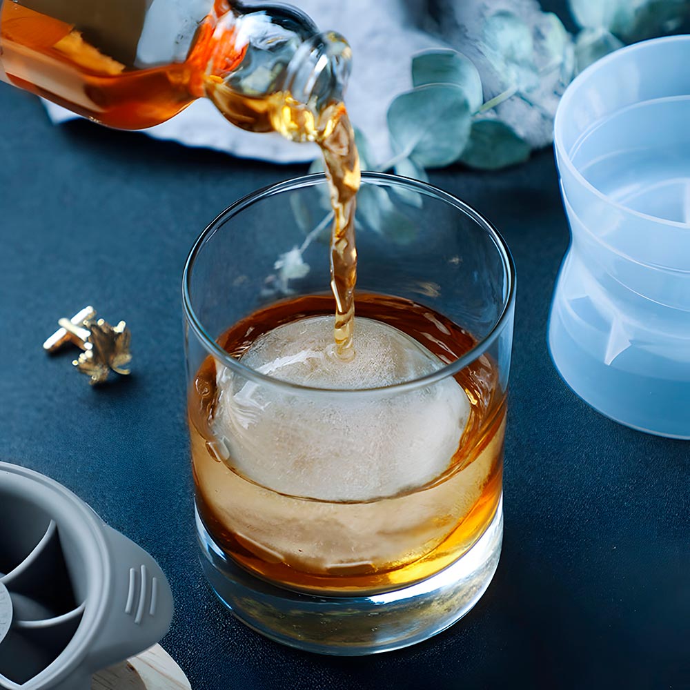 hielo esfera para whisky y bebidas