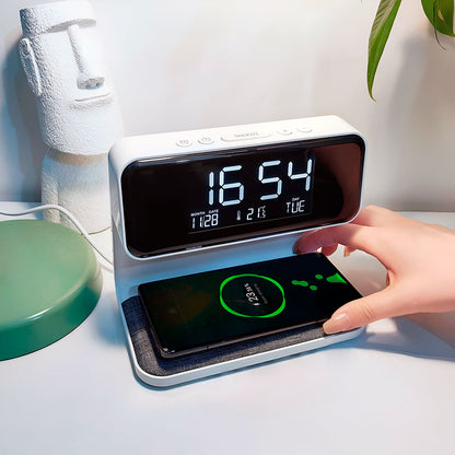 reloj despertador con luz led  y cargador inlambrico color balnco